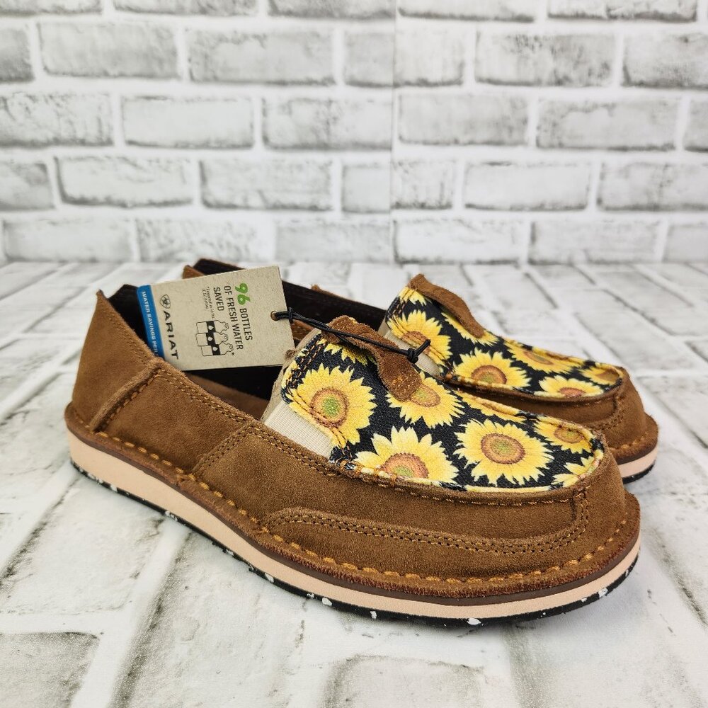 Ariat Cruiser Sunflowers Women's Size 7 Suede Peanut Field of Sun Slip On Flat